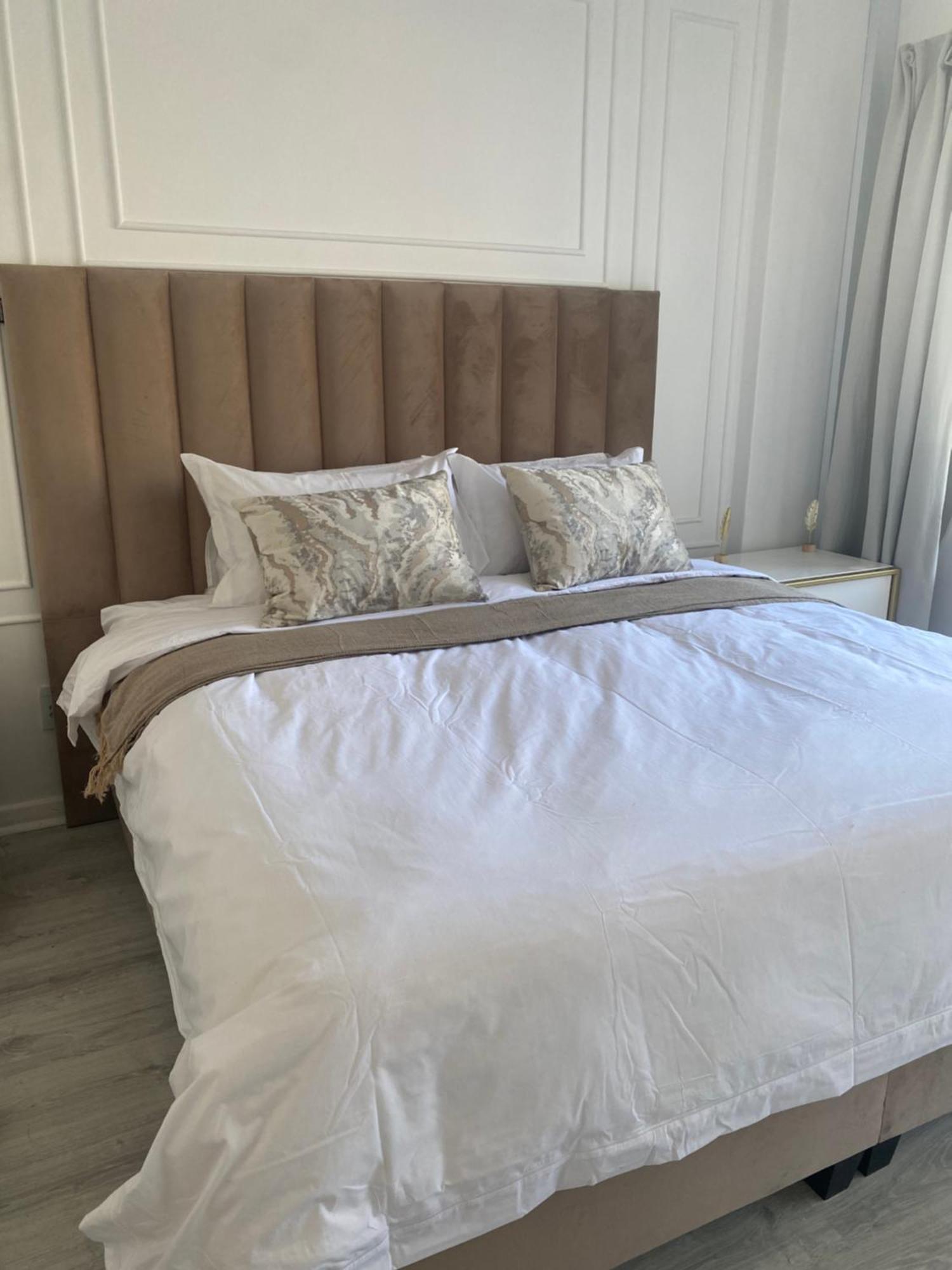 Luxe Living- Flatrock Apartment *